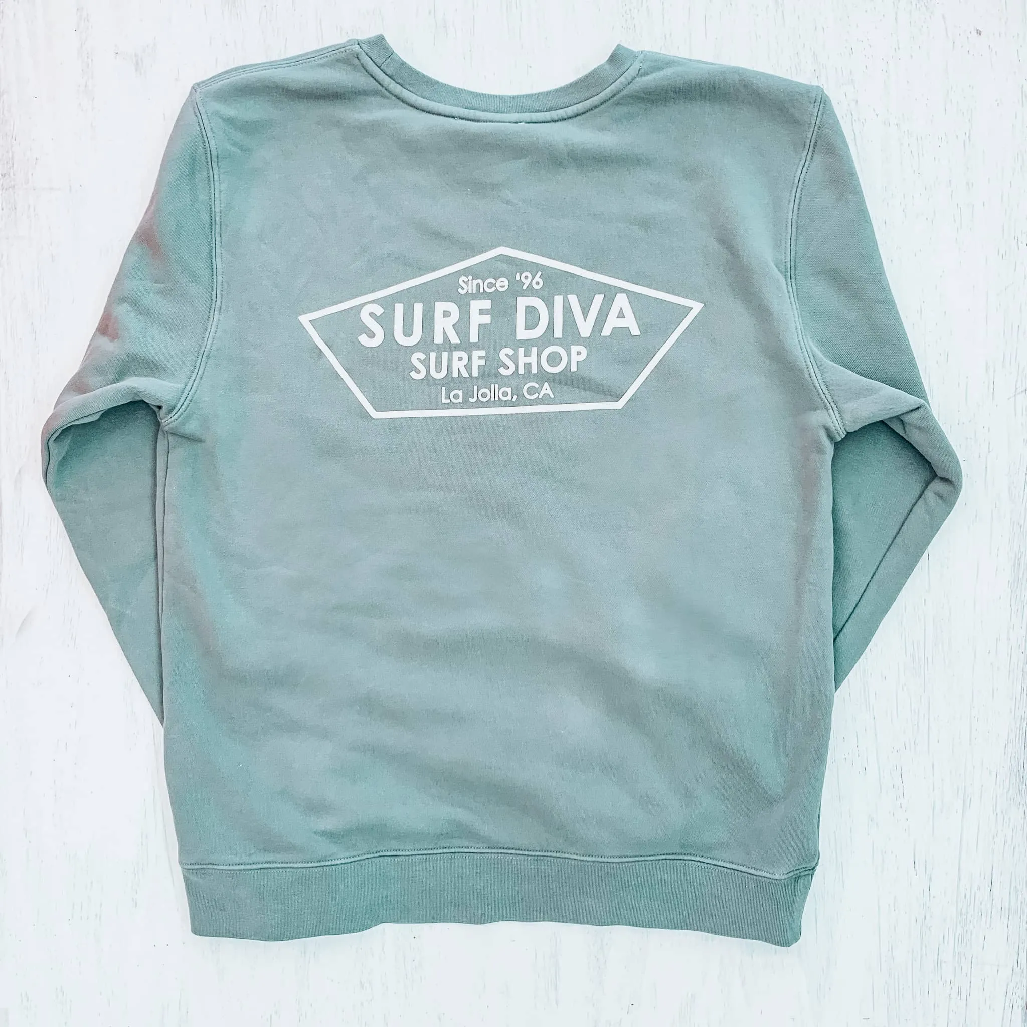 CREWNECK SWEATSHIRT with SURF DIVA SURF SHOP (alpine green)