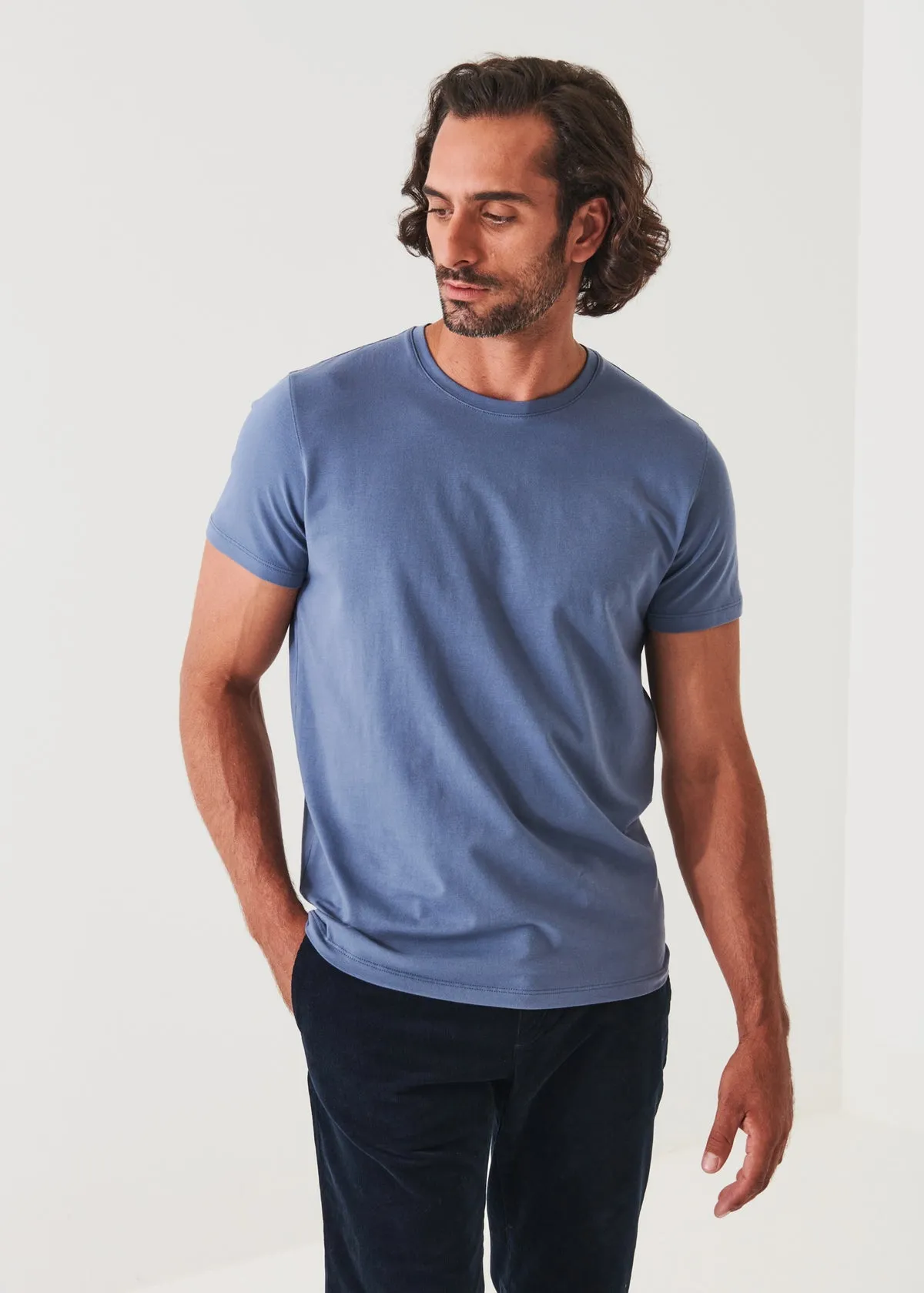 Iconic Seaport Pima Stretch Short Sleeve