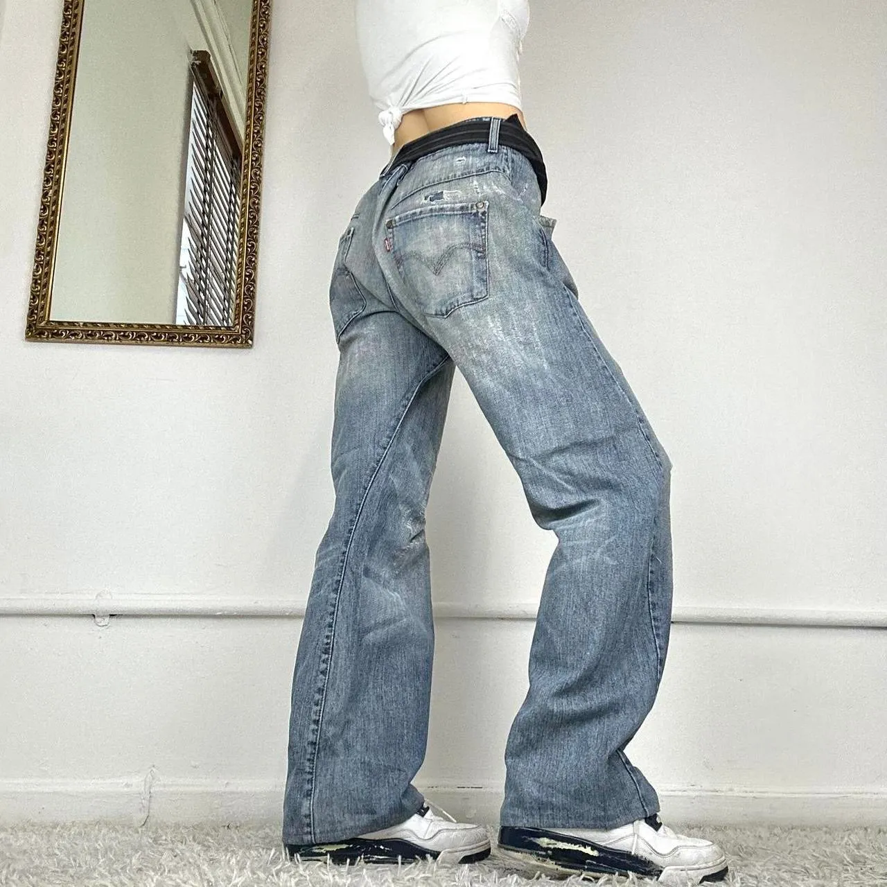 levi's distressed skate jeans